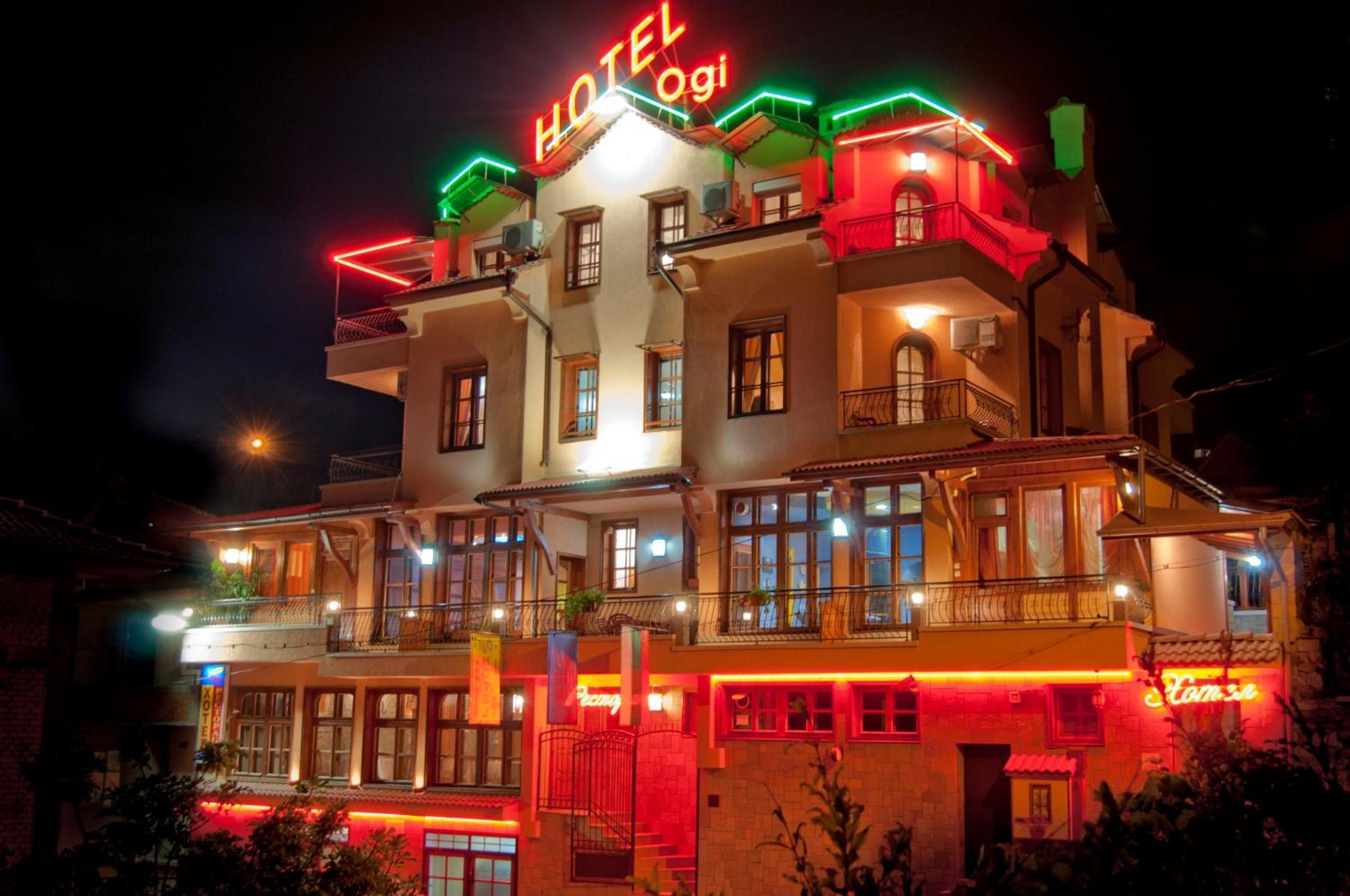 Family Hotel Ogi Asenovgrad Exterior foto